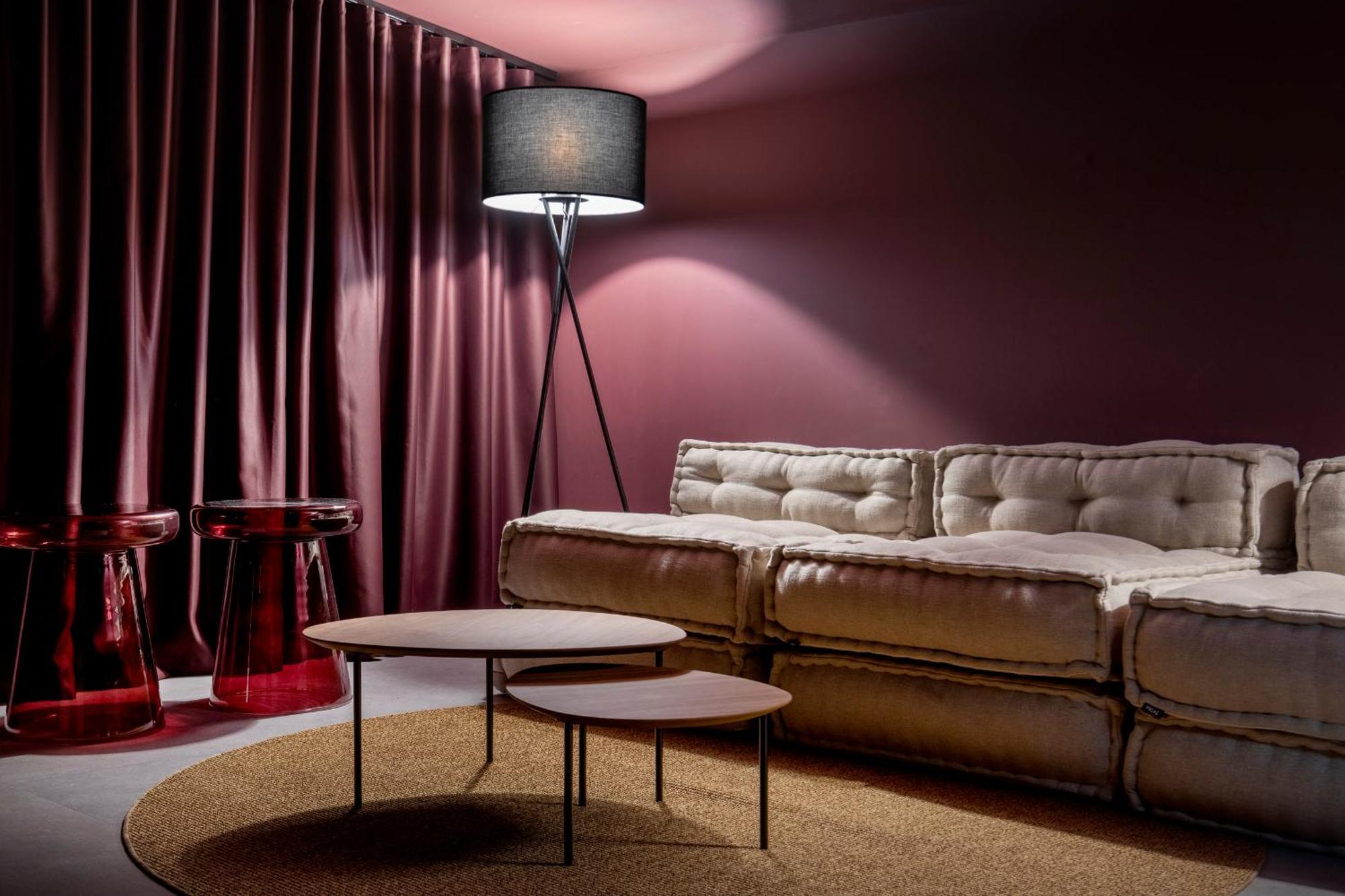 Monkeys Apartments Trastamara Billiard Room Sevilla Exterior foto